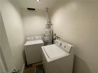 Photo #5: 2250959 Listing 