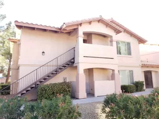 Photo #2: 2250972 Listing 