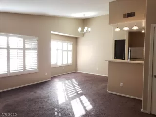 Photo #4: 2250972 Listing 