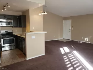 Photo #6: 2250972 Listing 