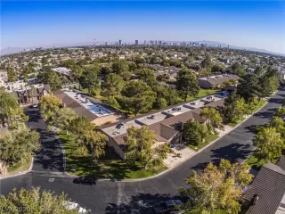 Photo #4: 2250990 Listing 