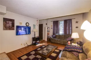 Photo #6: 2250990 Listing 