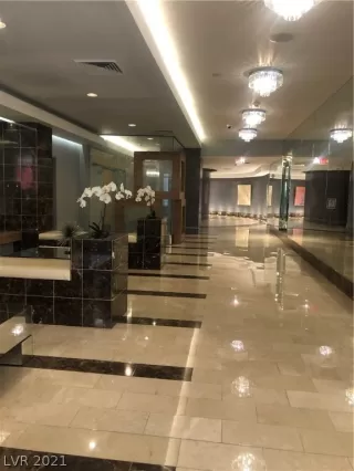 Photo #3: 2251004 Listing