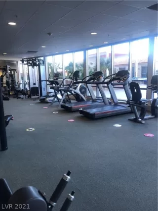 Photo #6: 2251004 Listing