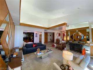 Photo #2: 2251024 Listing 