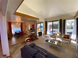 Photo #3: 2251024 Listing 
