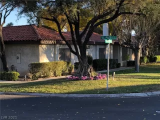 Photo #5: 2251024 Listing 