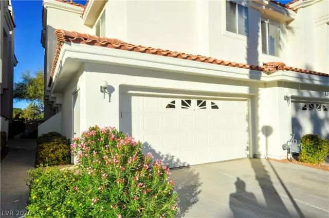 MLS: 2251066 Condo For Sale