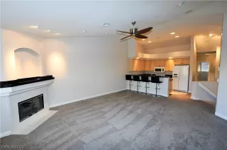 Photo #5: 2251066 Listing