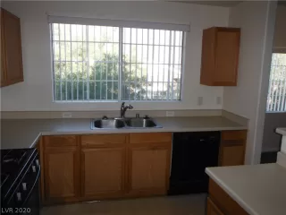 Photo #6: 2251068 Listing 