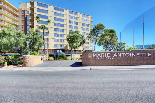 MLS: 2251081 Condo For Sale