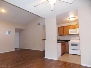 Photo #6: 2251089 Listing 