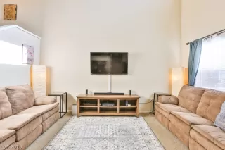 Photo #4: 2251122 Listing