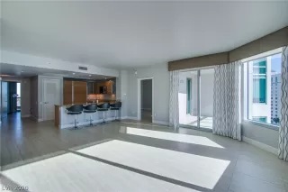 Photo #1: 2251138 Listing