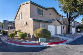 Photo #1: 2251194 Listing