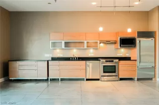 Photo #6: 2251272 Listing