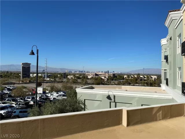 MLS: 2251279 Condo For Sale