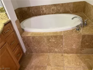 Photo #5: 2251279 Listing 