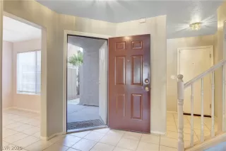 Photo #2: 2251305 Listing