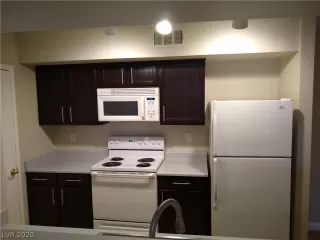 Photo #4: 2251364 Listing