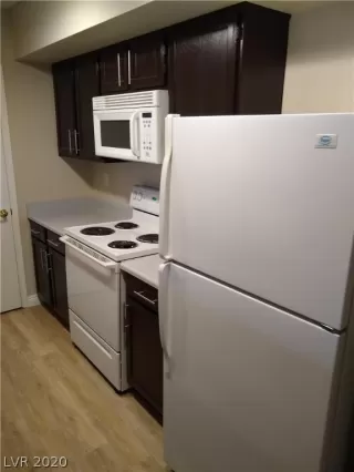 Photo #6: 2251364 Listing