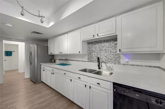 MLS: 2251415 Condo For Sale