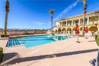 Photo #5: 2251504 Listing