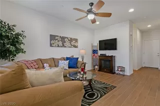 Photo #3: 2251561 Listing