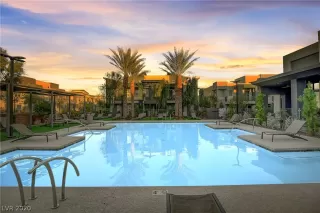 Photo #1: 2251608 Listing 