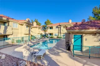 Photo #1: 2251626 Listing