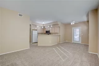 Photo #5: 2251626 Listing