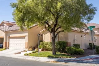 Photo #1: 2251630 Listing