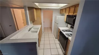 Photo #4: 2251643 Listing 