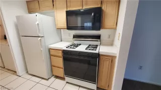 Photo #5: 2251643 Listing 