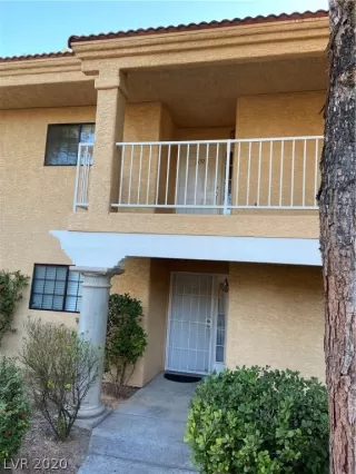 Photo #5: 2251682 Listing