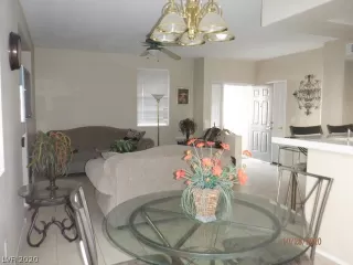 Photo #4: 2251691 Listing 