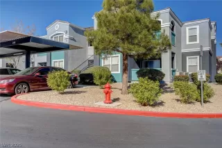 Photo #1: 2251782 Listing