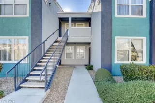 Photo #4: 2251782 Listing