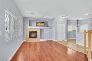 Photo #2: 2251783 Listing