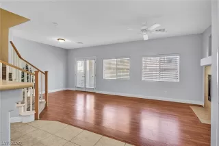 Photo #3: 2251783 Listing