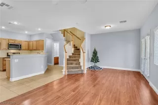 Photo #4: 2251783 Listing