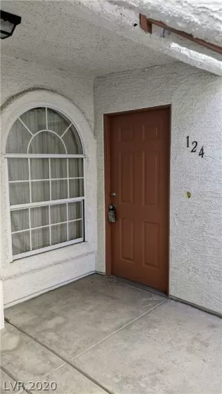 Photo #1: 2251805 Listing