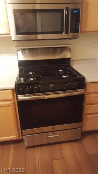 Photo #3: 2251809 Listing 