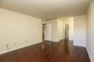 Photo #2: 2251819 Listing 