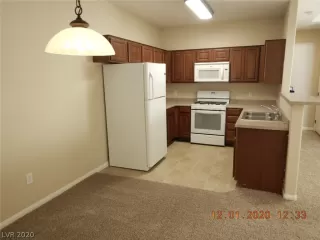 Photo #6: 2251838 Listing 