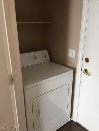 Photo #6: 2251849 Listing 
