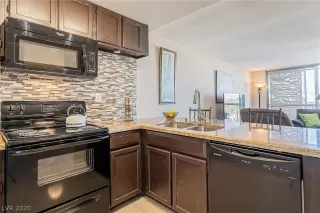 Photo #3: 2251864 Listing