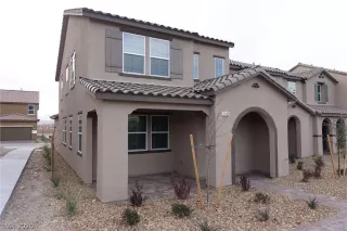 Photo #1: 2251875 Listing 