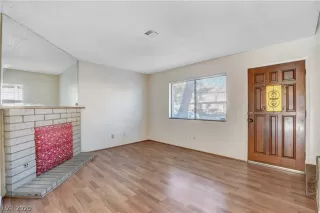 Photo #3: 2251878 Listing 