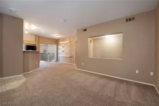 Photo #3: 2251881 Listing